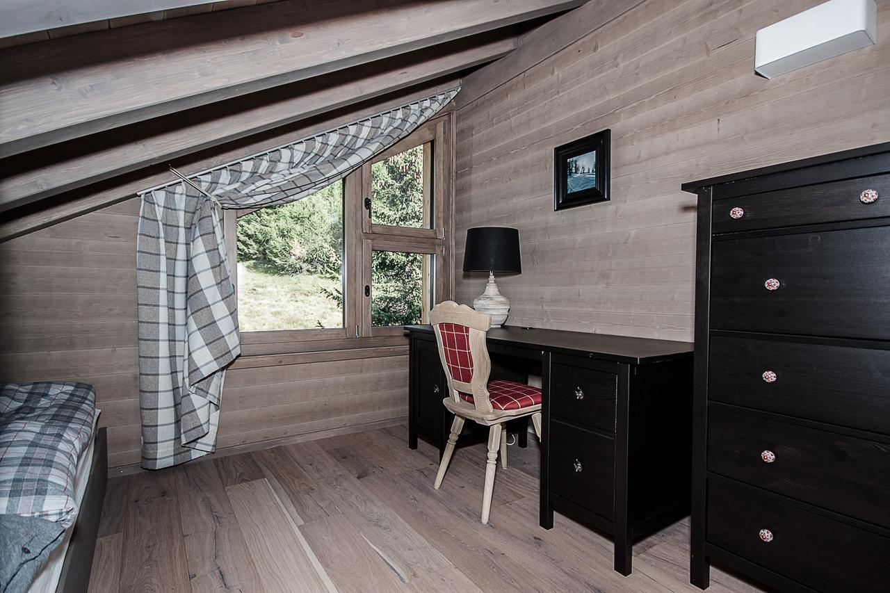 Chalet Kristall Rosswald エクステリア 写真